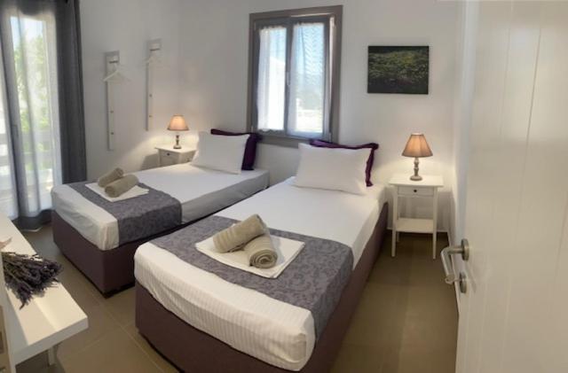 Levanda Guest Houses Андипарос Екстериор снимка